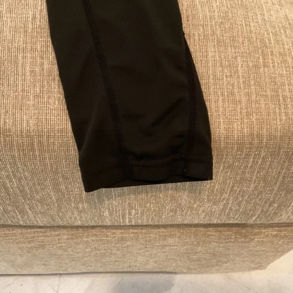 CLOTHING $5 - Picture 5 of 7